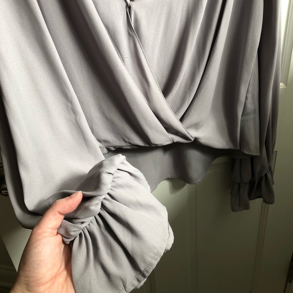 Lush Grey Silk Womens Blouse Bell Sleeve Medium - Picture 2 of 5